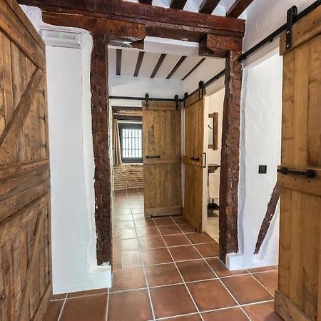 Encantador Apartamento En Calle Segovia Madrid Bagian luar foto