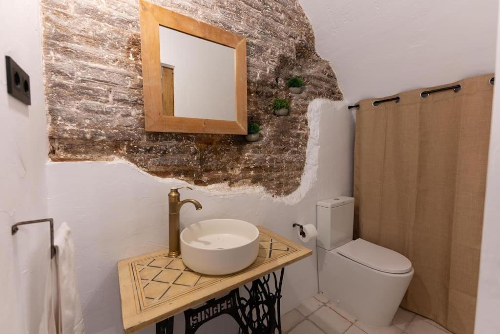 Encantador Apartamento En Calle Segovia Madrid Bagian luar foto